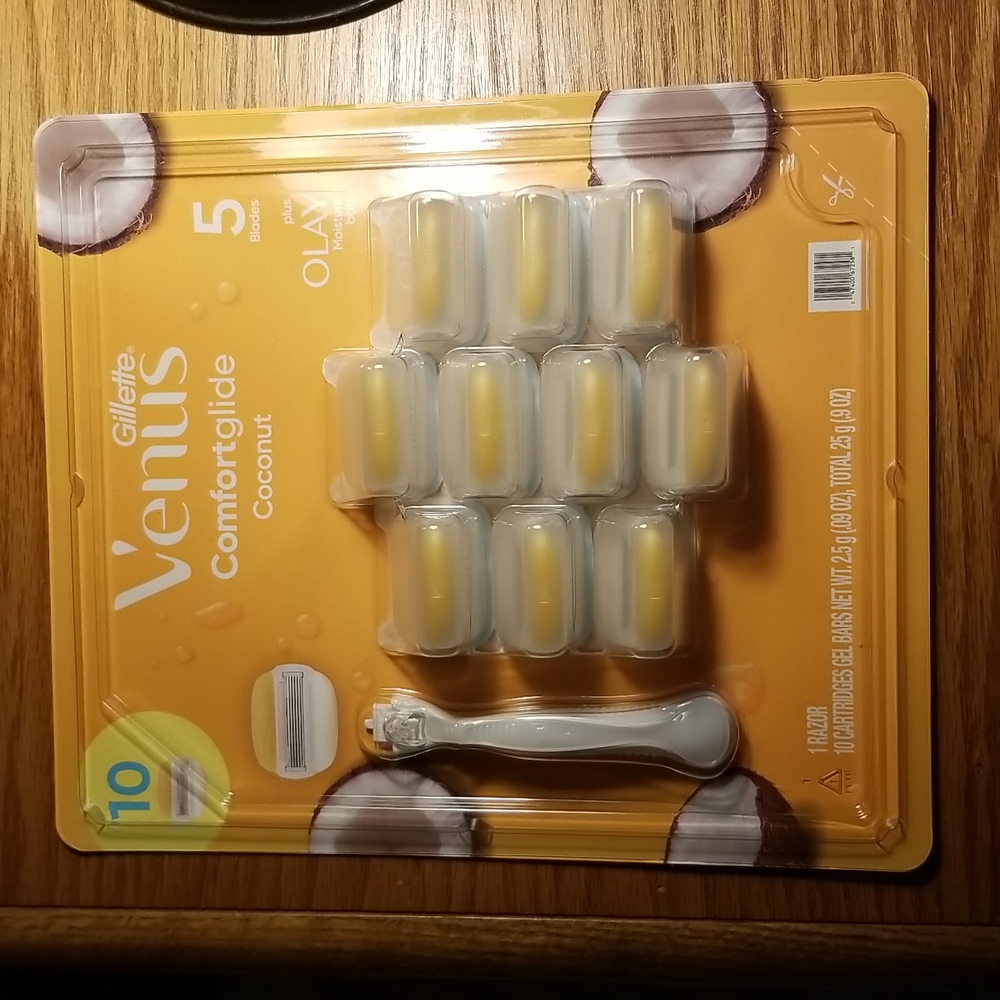 VENUS GILLETTE CONFORTGLIDE COCONUT
